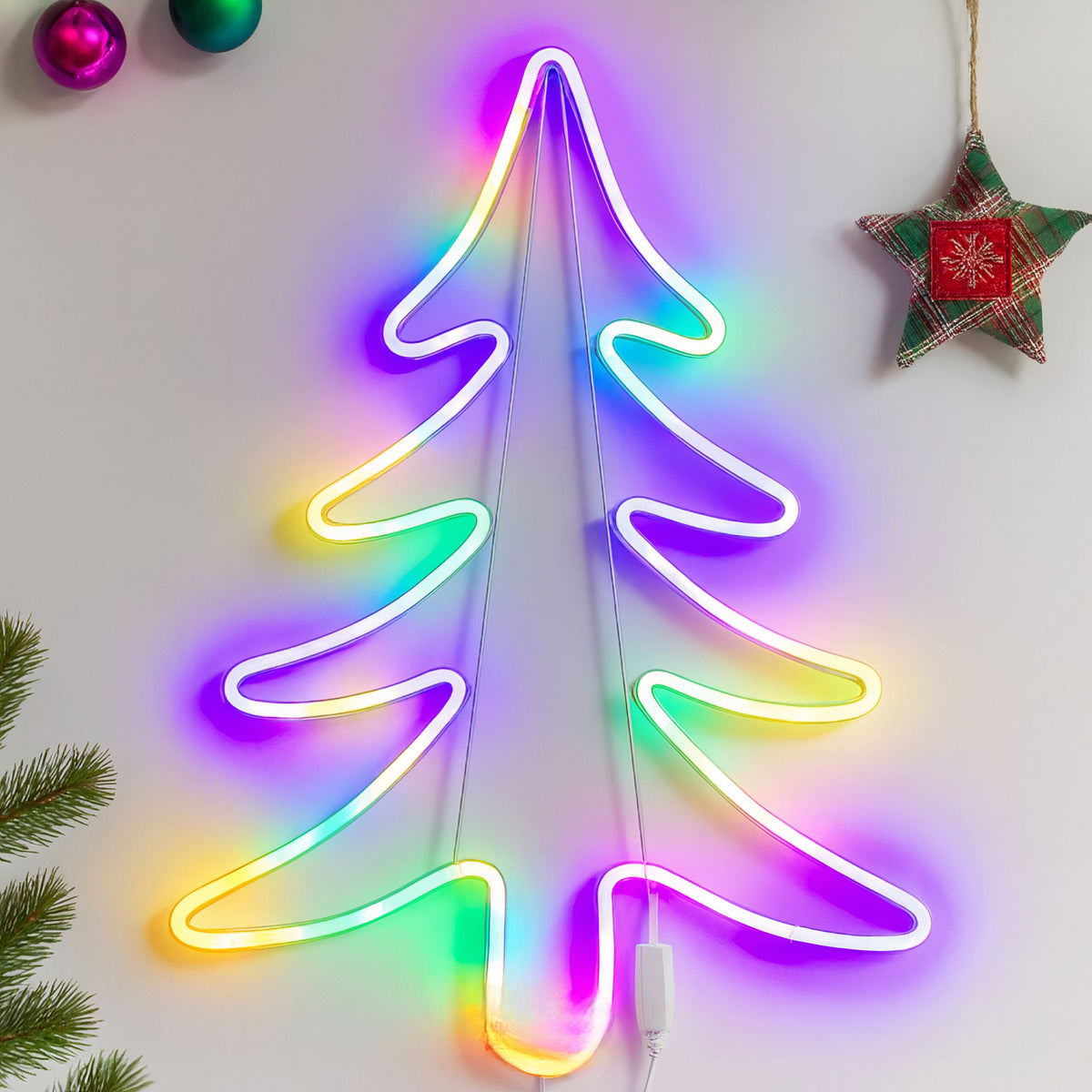 Decoratiune Crăciun 67x47cm Model Brad, cu Lumină LED Multicolora, din Silicon Ornament Suspendat Transparent Engros