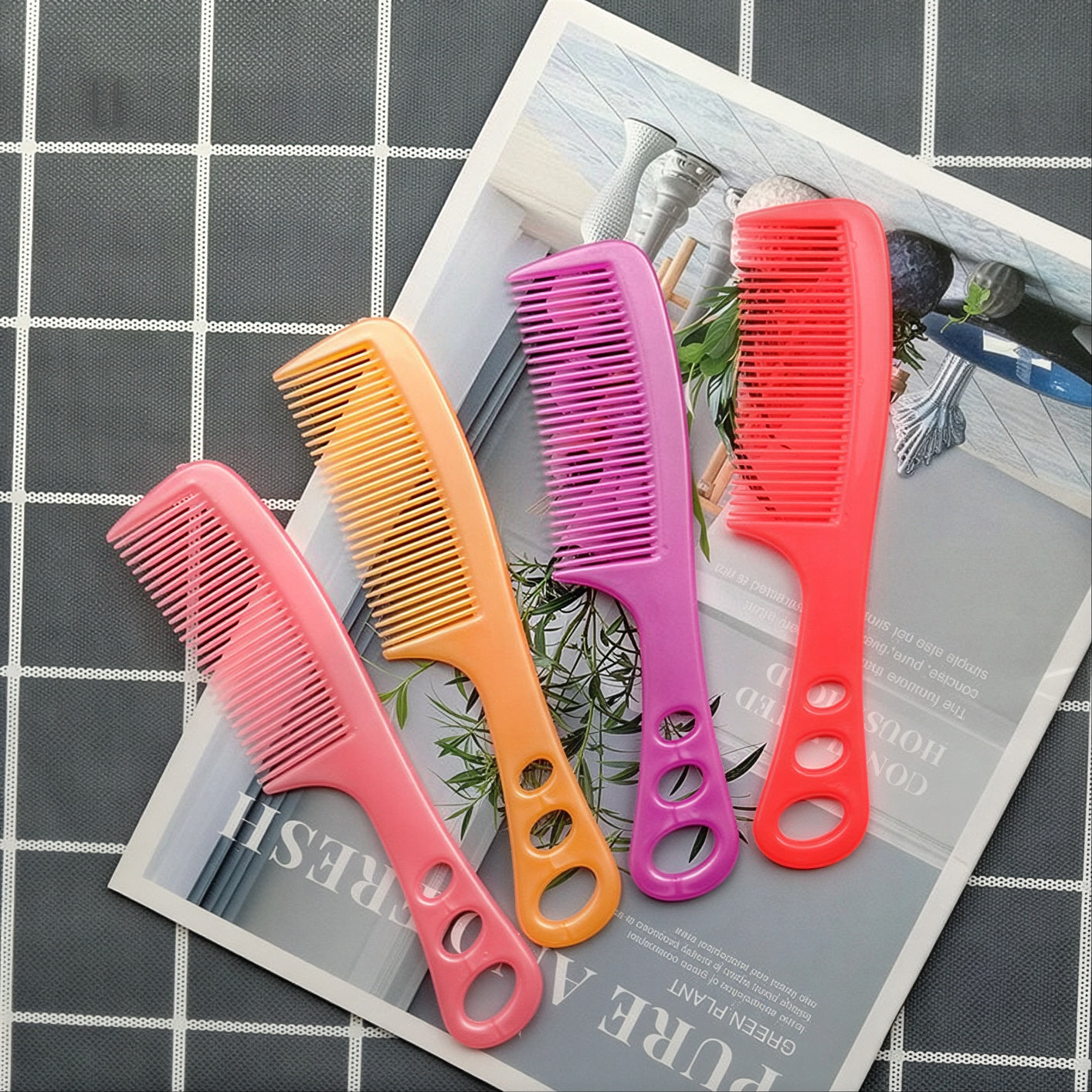 Pieptene de Păr 20.5cm din Plastic, 12/set, Diferite Culori Engros