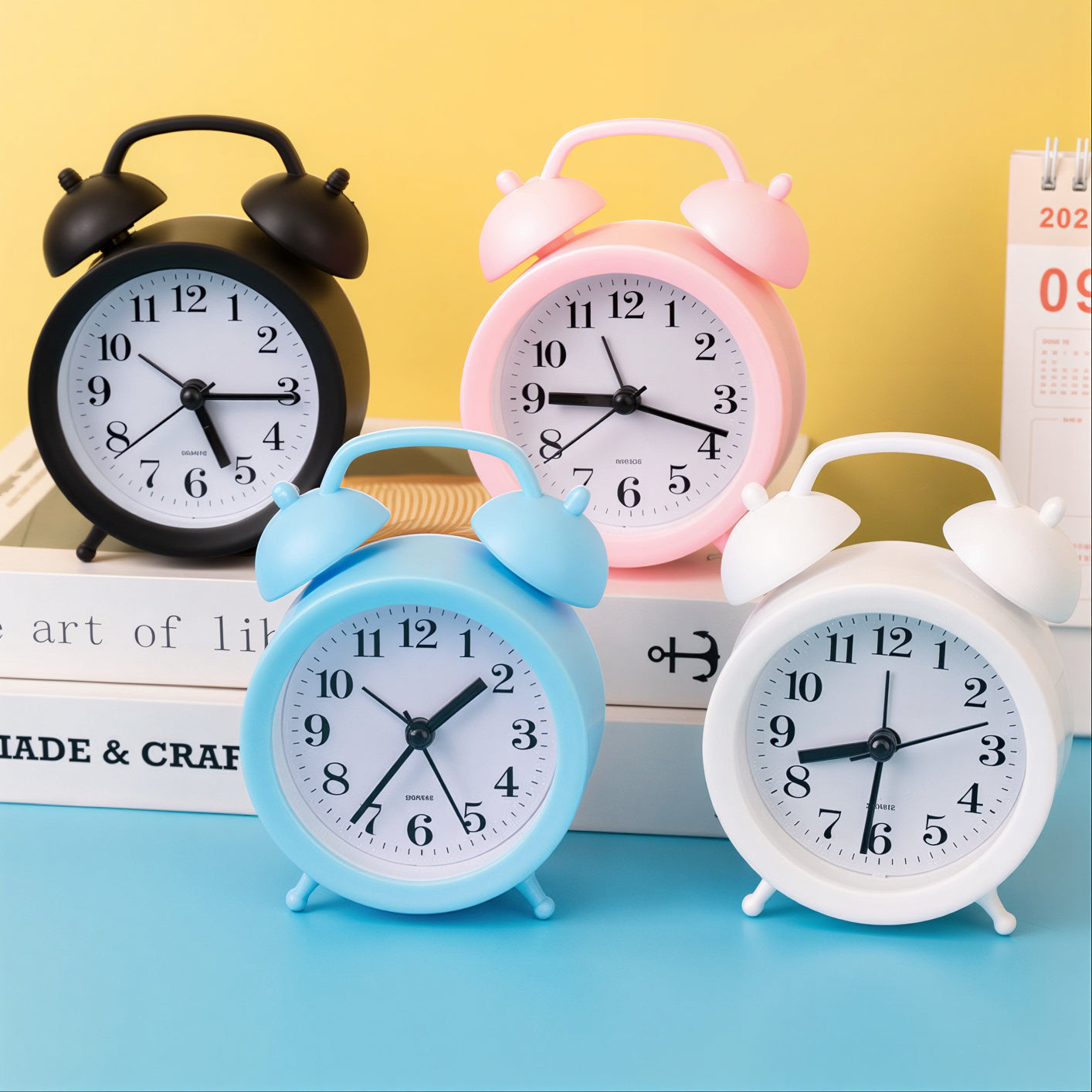 Ceas cu Alarma 11x8cm, Colorat, Clasic cu Clopoței din Plastic Engros
