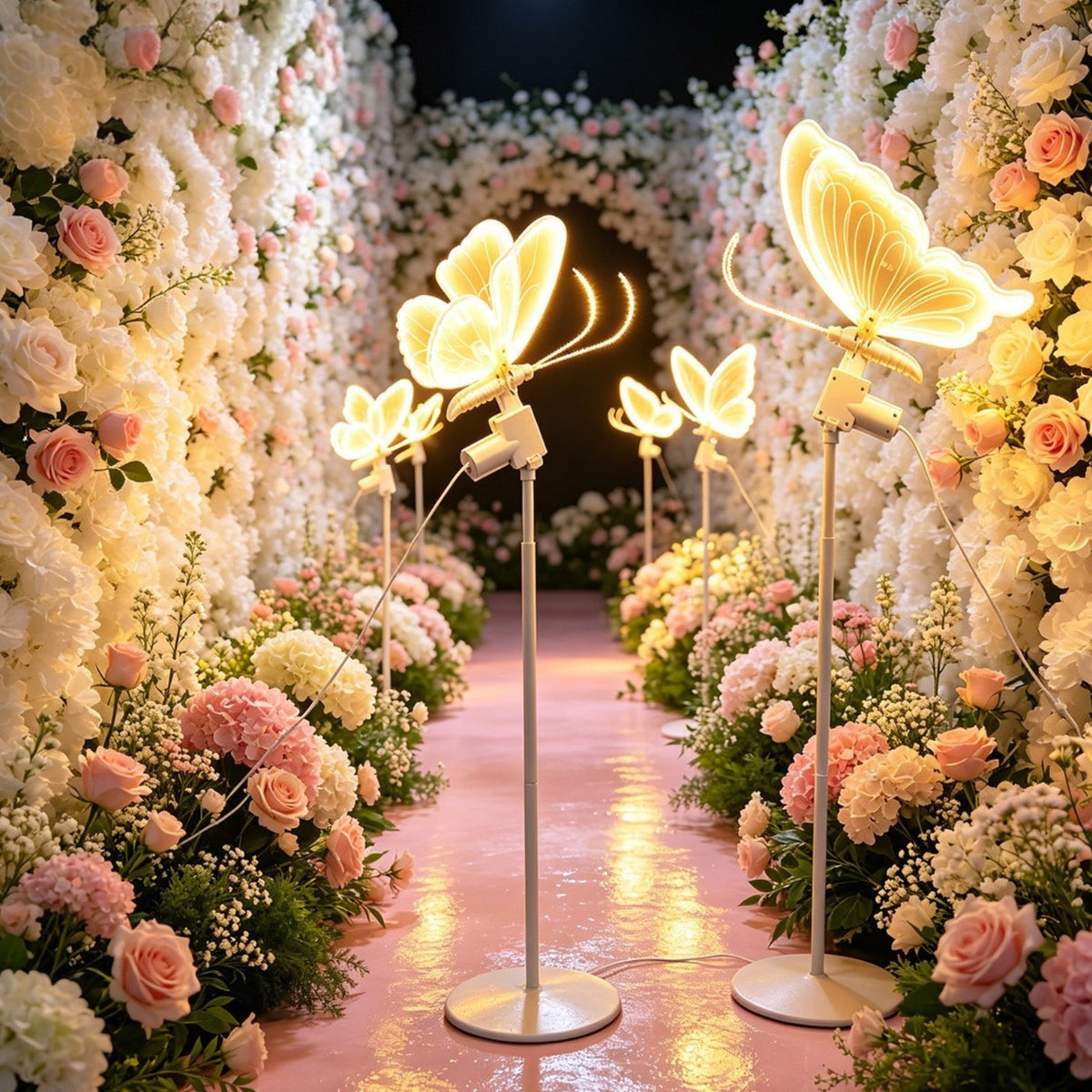 Fluture Decorativ LED 3D 53x37cm, cu Sunete si Aripi in Miscare, Lumina Alb Cald, Tija 110cm, pentru Craciun pentru Gradina si Exterior Engros