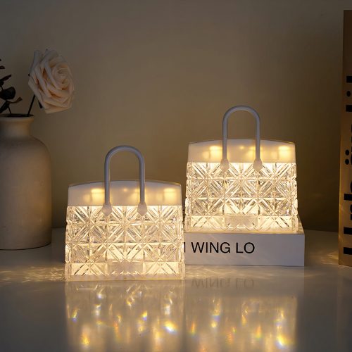 Lumanare Led, 6.5x6.5 x11.5 cm, Model Geanta, Engros