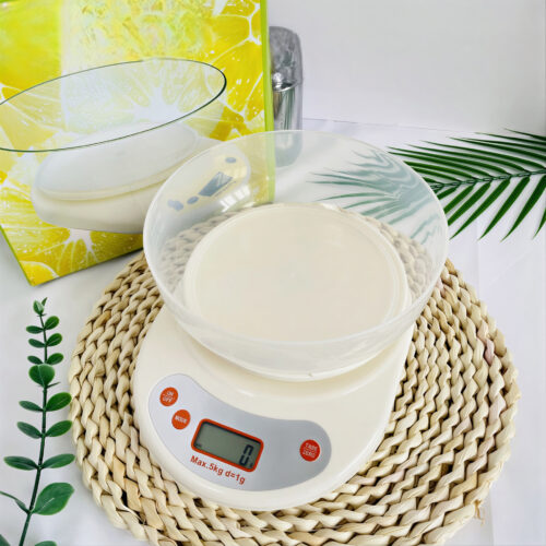 Cantar pentru Bucatarie 20x16cm cu Bol 5x17cm Greutate Max 5 Kg Display LCD Inchidere Automata in Diferite Culori Engros