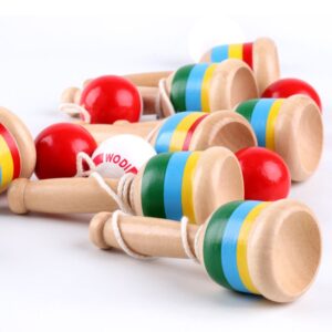 Kendama Mini din Lemn 9.5cm, cu Bilă pe Sfoară Diferite Culori Engros 2 Kendama Mini din Lemn 9.5cm, cu Bilă pe Sfoară Diferite Culori Engros