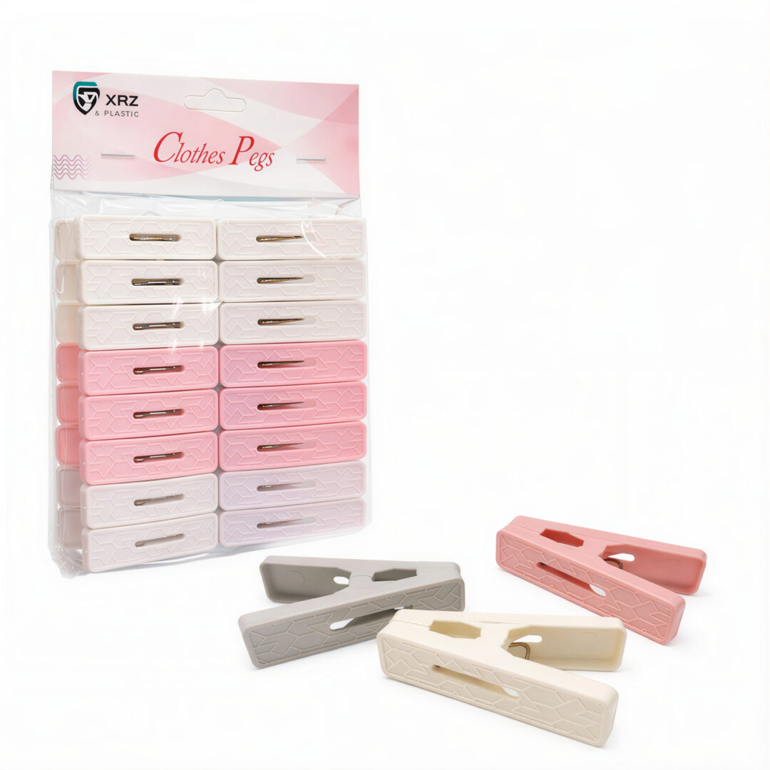 Cârlige Rufe 16/set din Plastic 6cm, Diferite Culori Engros