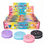 Jucarie Squeeze 16/set Model Biscuite 6cm, Diferite Culori Engros