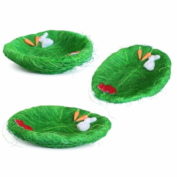 Coș Decorativ de Paște 24x6x14cm, din Iarbă Artificială Verde cu Iepuraș și Decoratiuni Engros