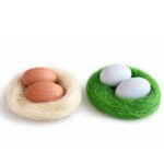 Cuib Decorativ de Paște 14x12cm, cu 2 Ouă Decorative din Plastic 10x8cm, din Iarbă Artificială Engros