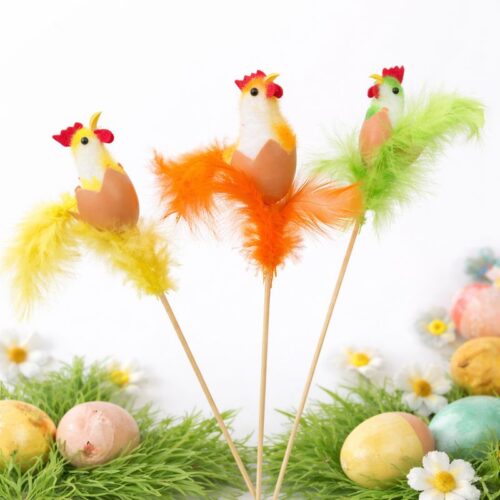 Cocoș Decorativ de Paște cu Pene Colorate in Ou Decorativ, pe Băț 30cm Diferite Modele Engros